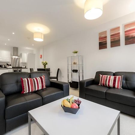 Roomspace Serviced Apartments - Nouvelle House Sutton  Exteriér fotografie